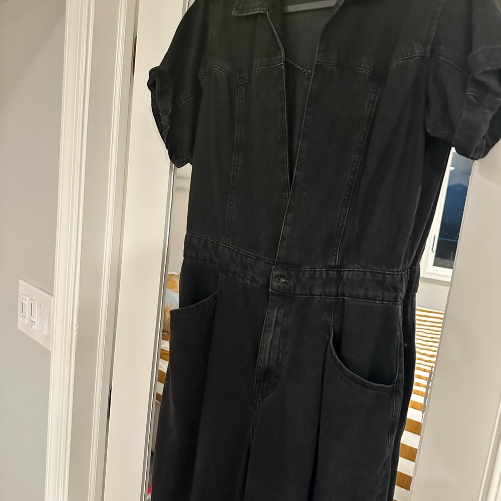 Black jumpsuit from Free People NO doubt a must have for ur winter collection!